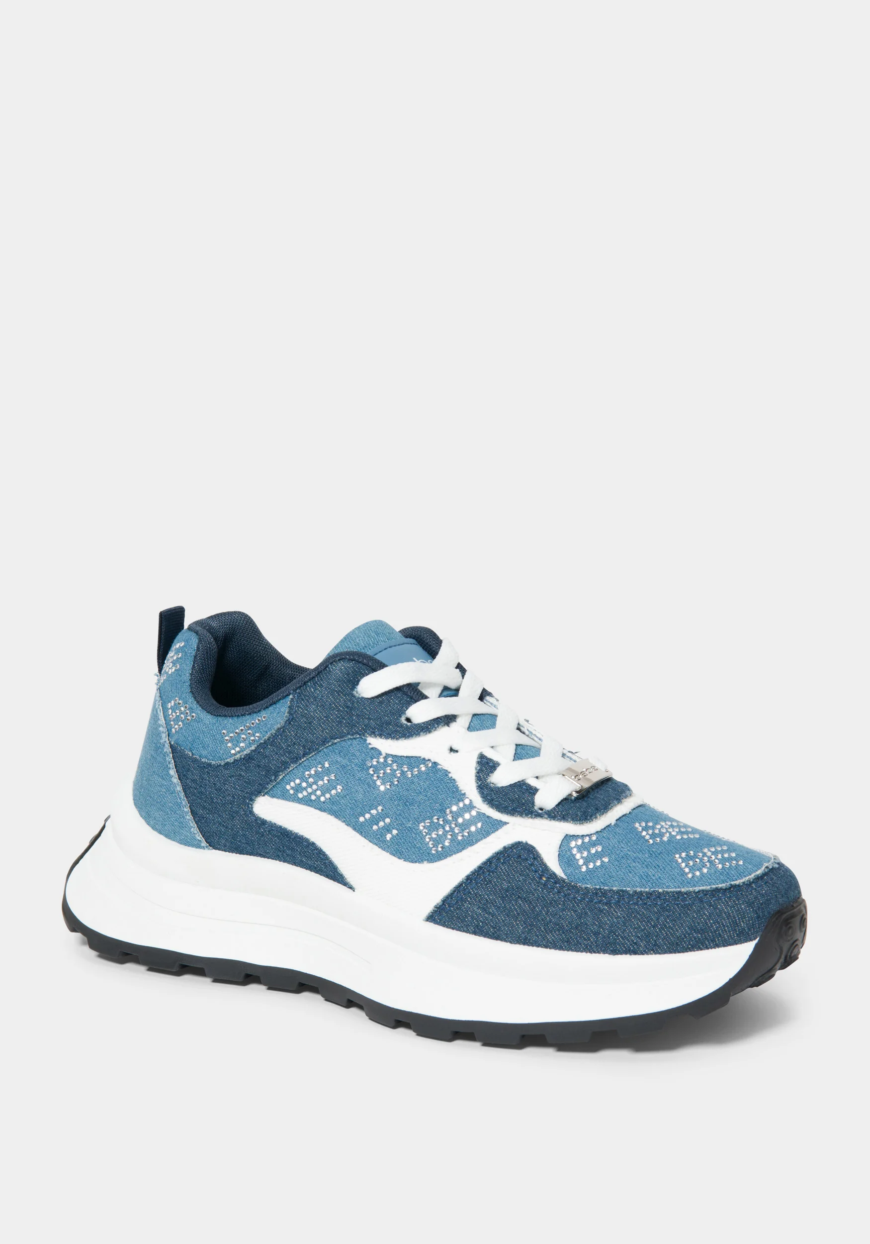 10416-caia-sneaker-1.webp Caia Sneaker