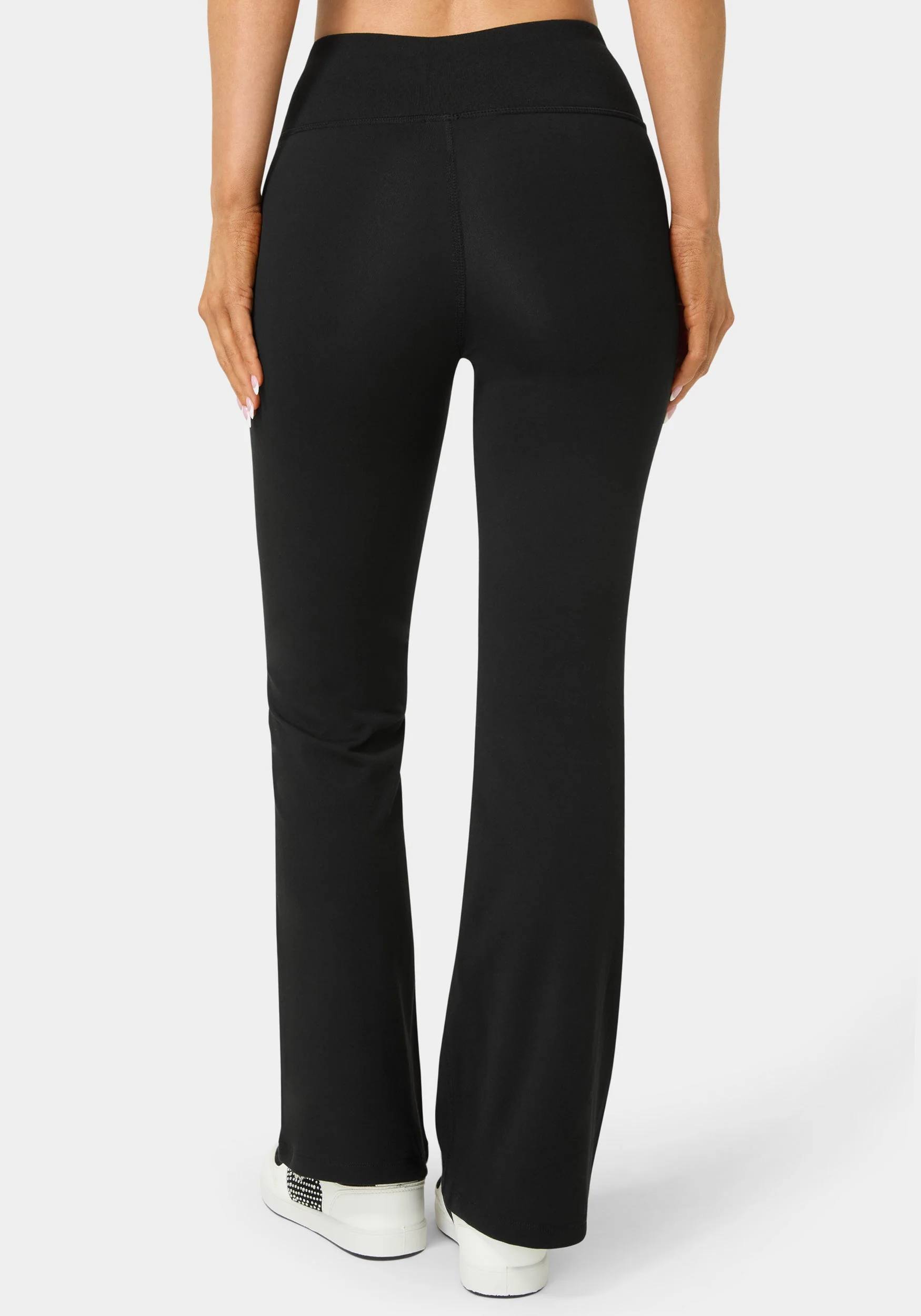 Dome Studded Performance Yoga Pant
