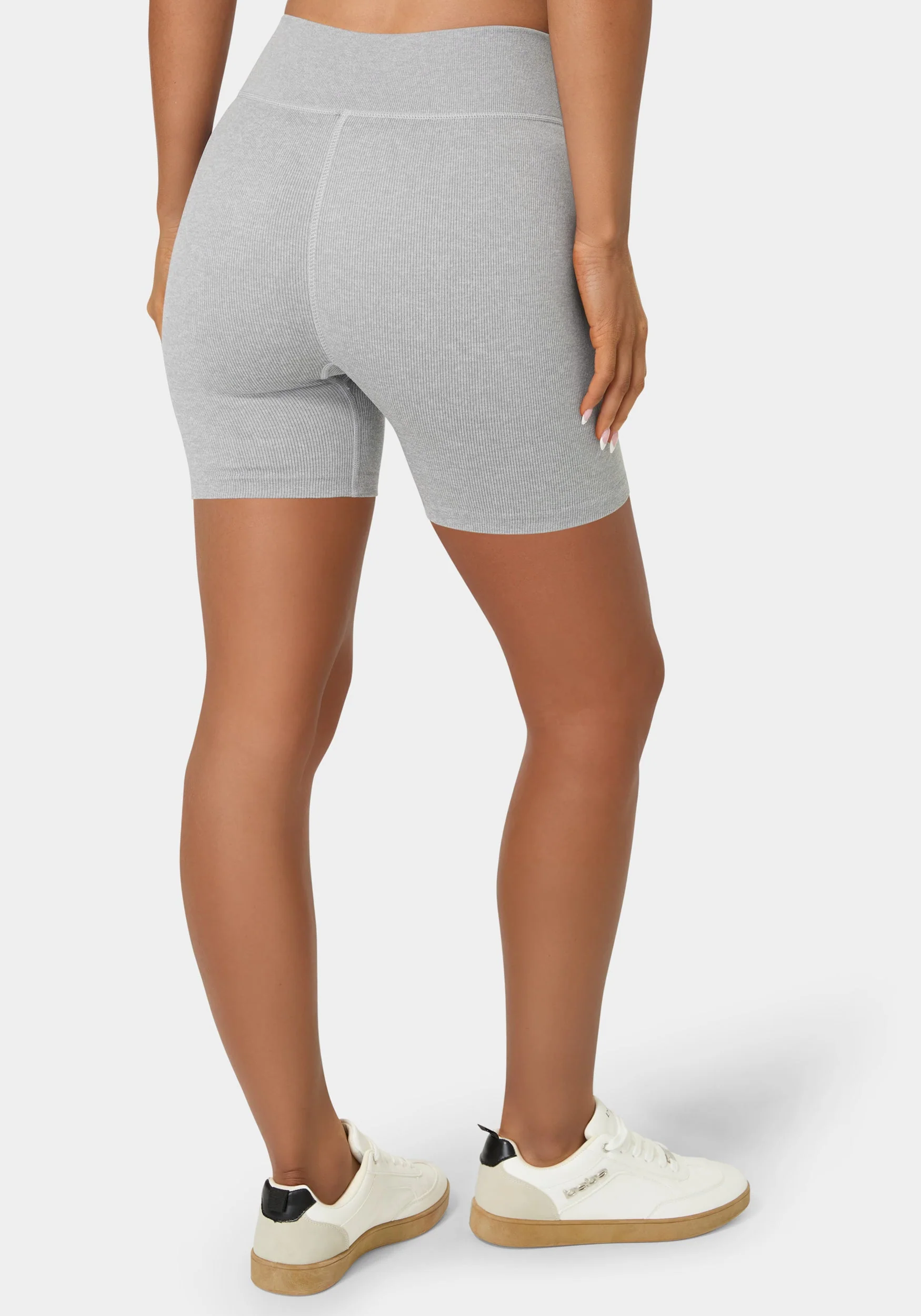 13448-bebe-sport-5-inseam-seamless-bikeshort-3.webp Bebe Sport 5" Inseam Seamless Bikeshort