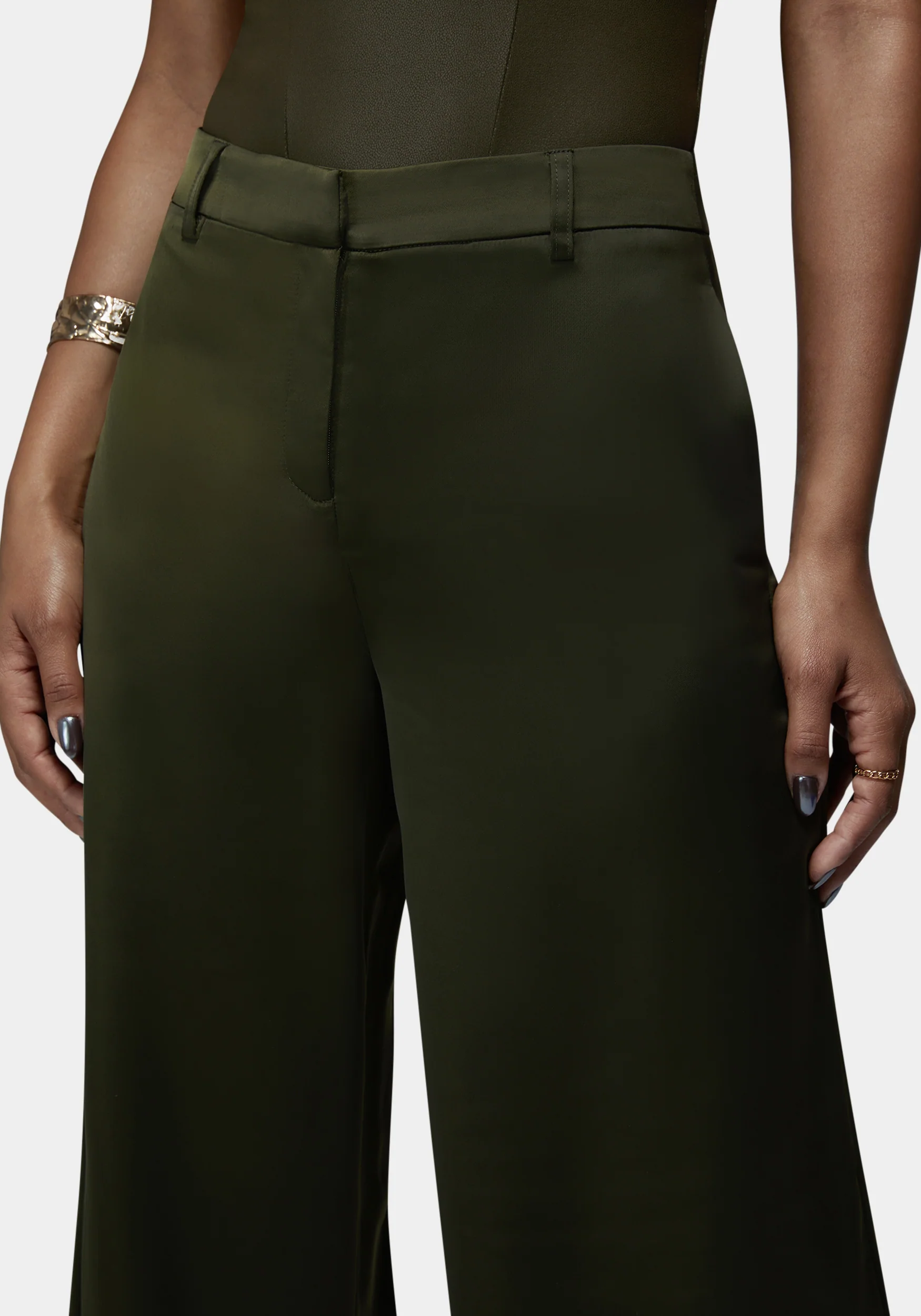 15061-high-waist-satin-ultra-wide-leg-pant-4.webp High Waist Satin Ultra Wide Leg Pant