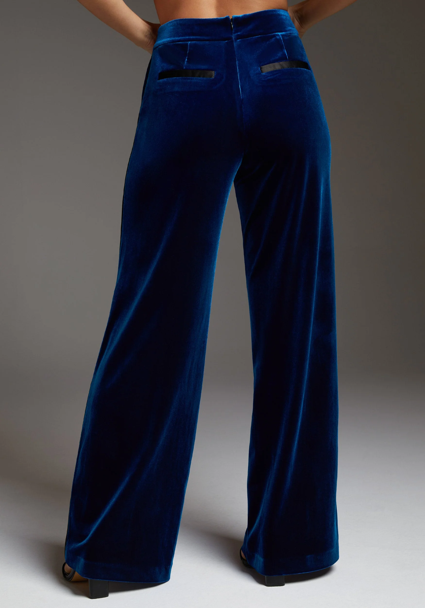15667-high-waist-velour-wide-leg-pant-3.webp High Waist Velour Wide Leg Pant