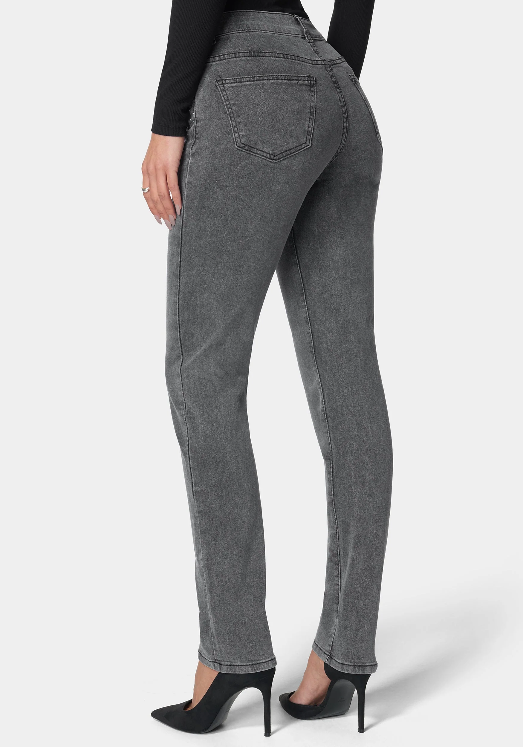 17221-the-mom-jean-with-embellishement-3.webp The Mom Jean With Embellishement