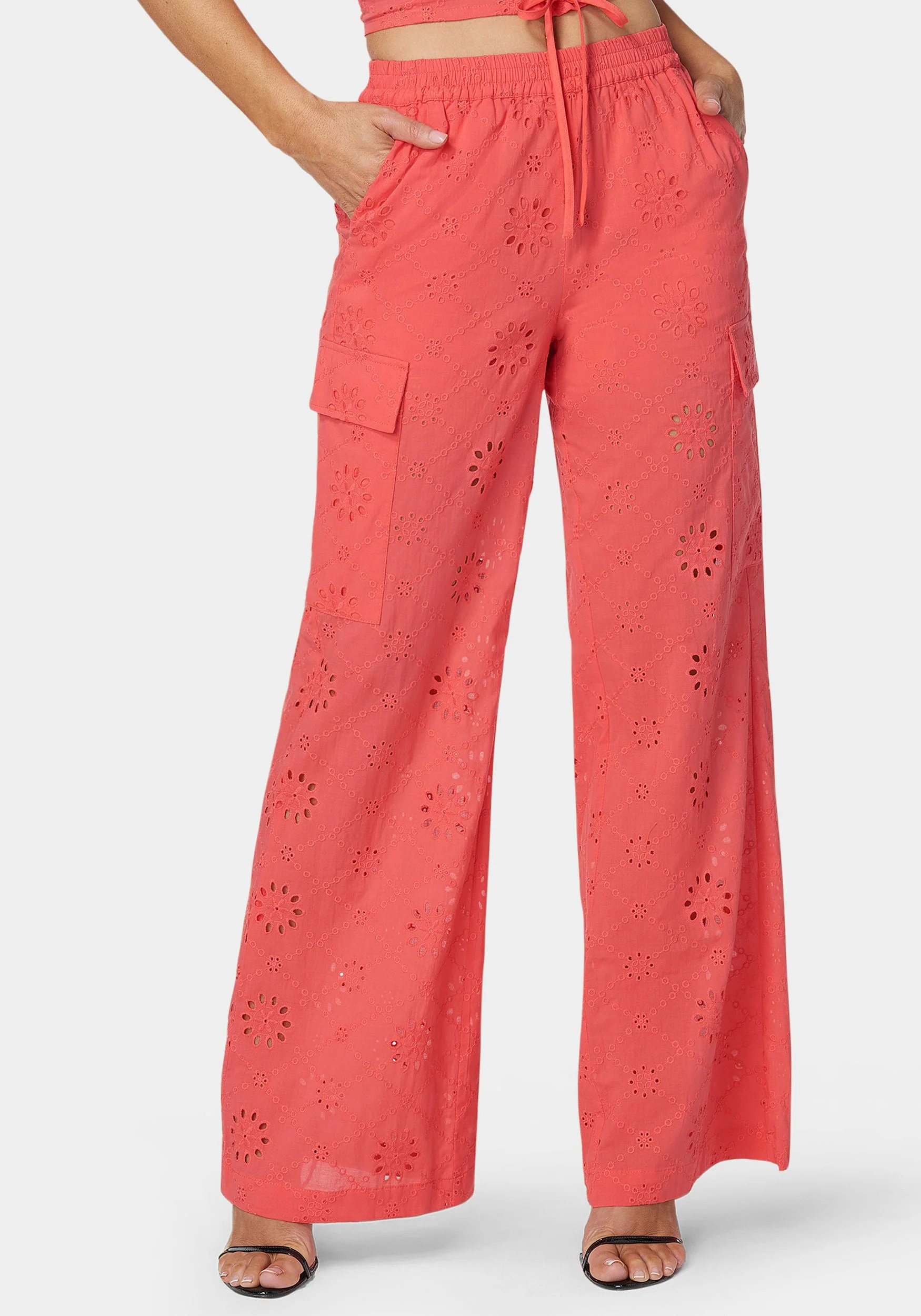 17404-natural-waist-palazzo-leg-cargo-pant-1.webp Natural Waist Palazzo Leg Cargo Pant