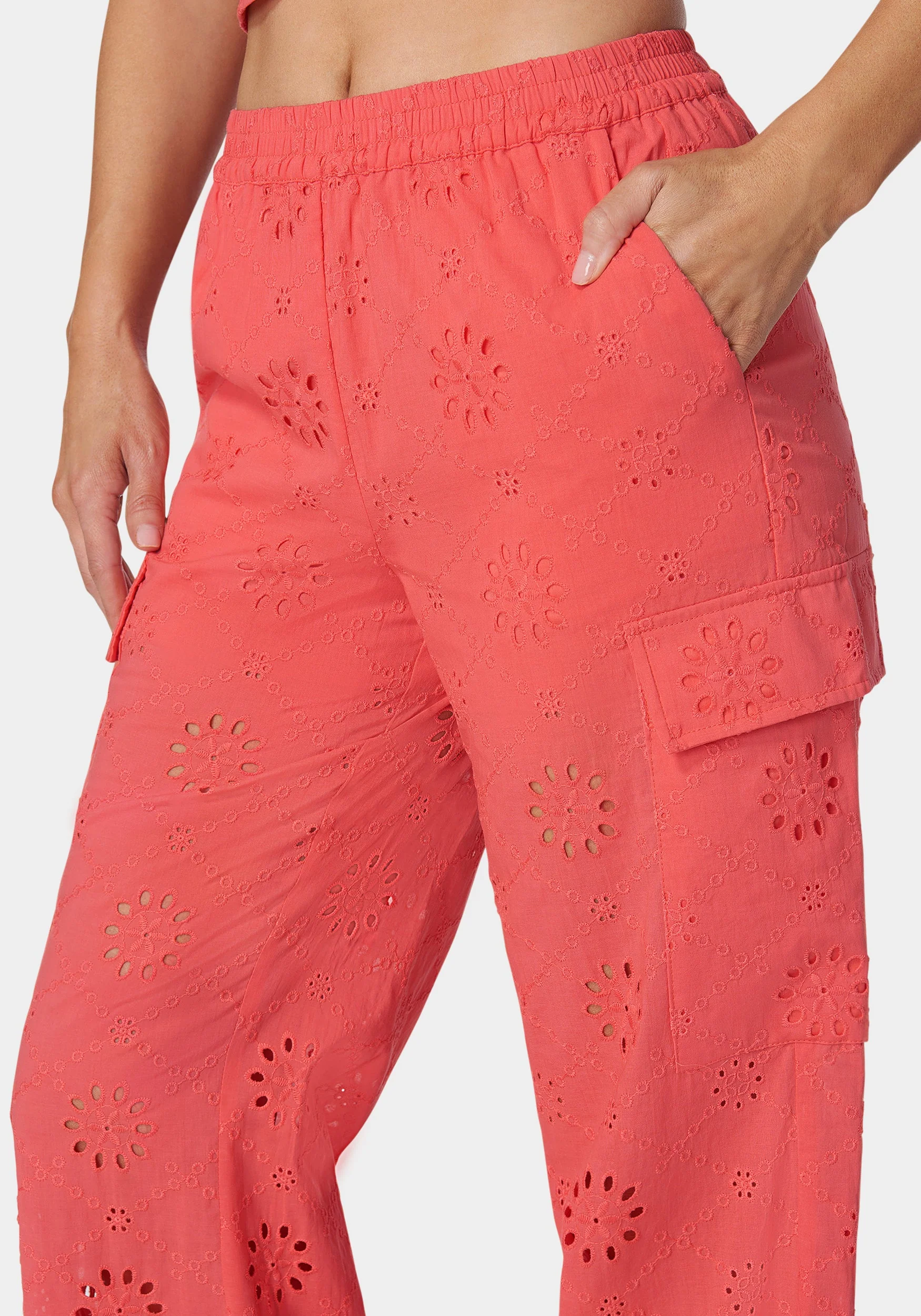 17404-natural-waist-palazzo-leg-cargo-pant-3.webp Natural Waist Palazzo Leg Cargo Pant