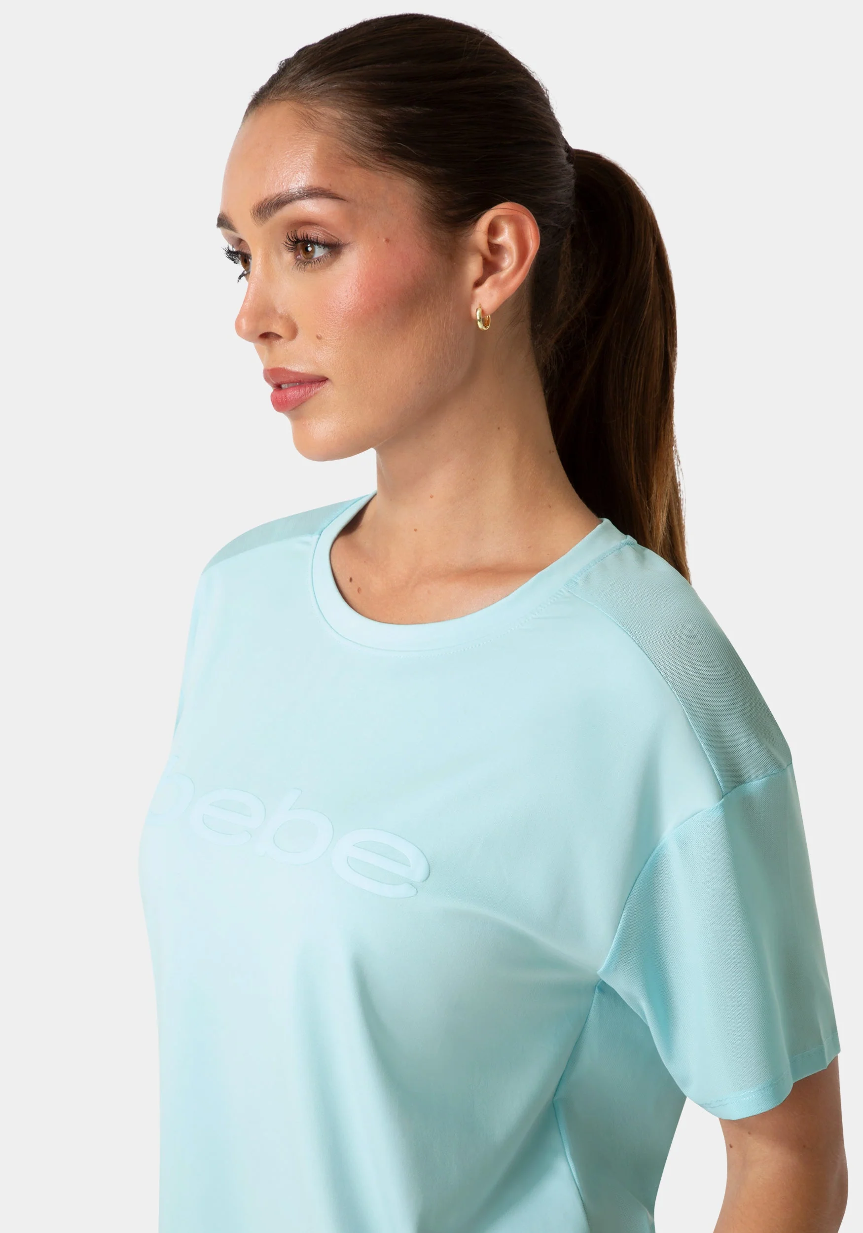 Curved Hem Tee W Puff Paint Logo