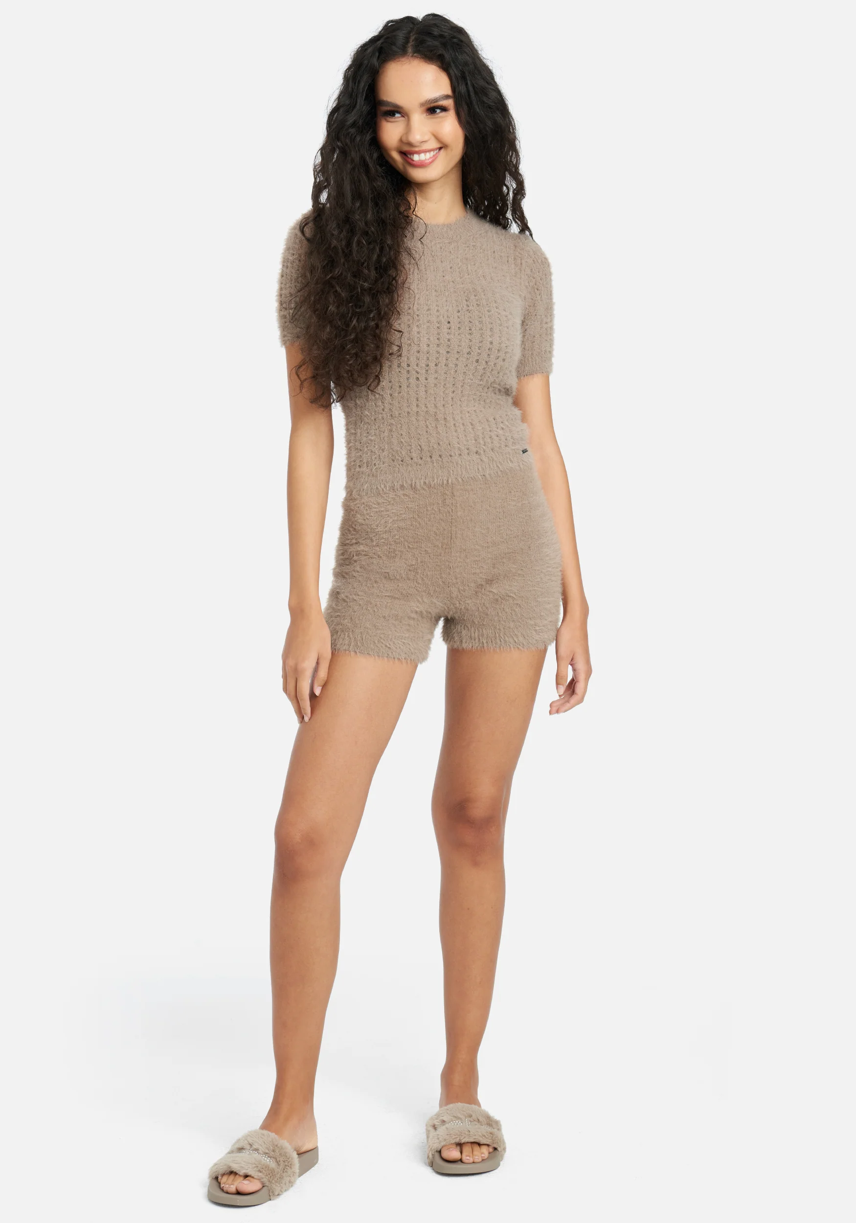 2629-soft-yarn-high-waisted-sweater-short-2.webp Soft Yarn High Waisted Sweater Short