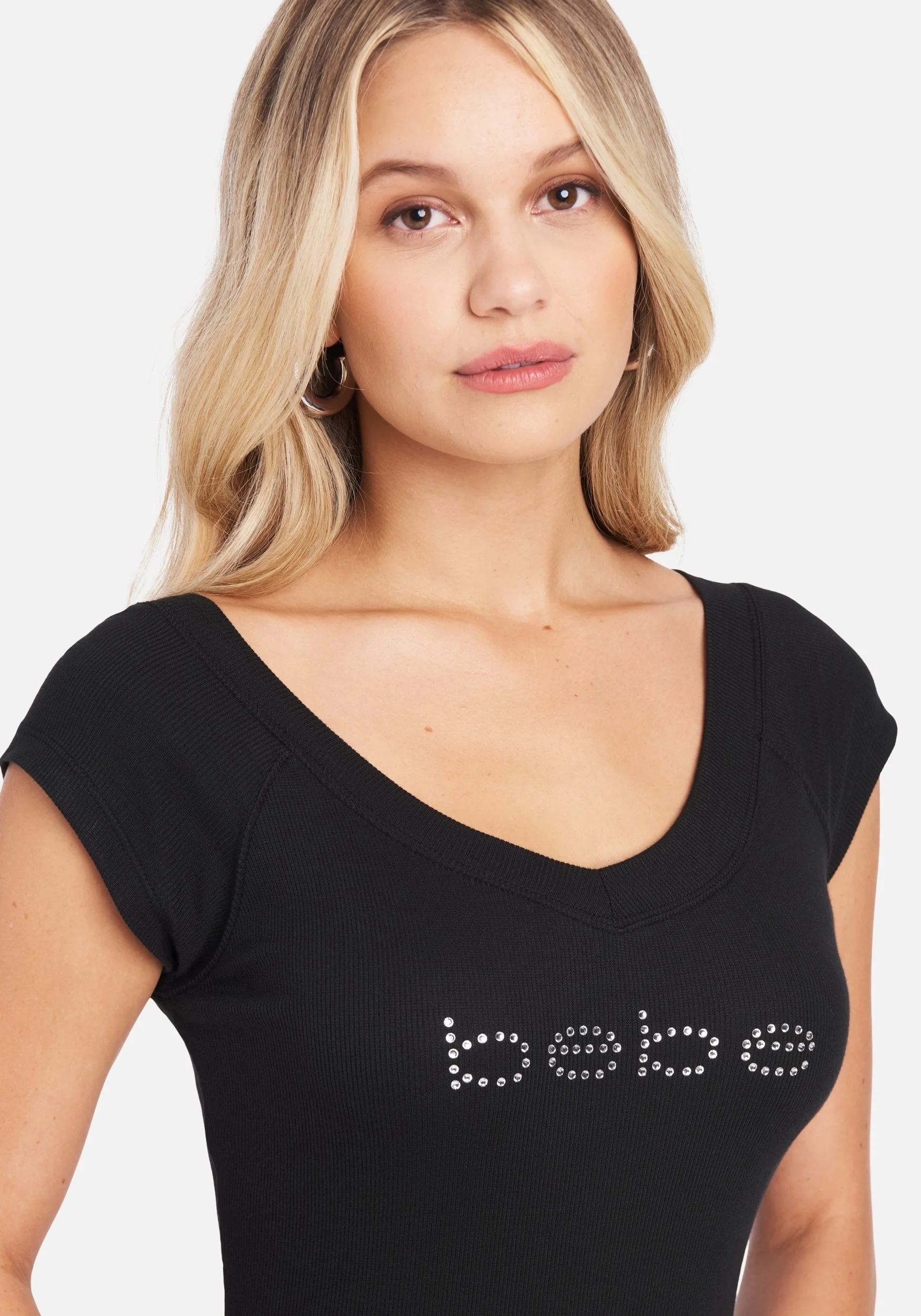 3033-short-sleeve-logo-dress-4.webp Short Sleeve Logo Dress