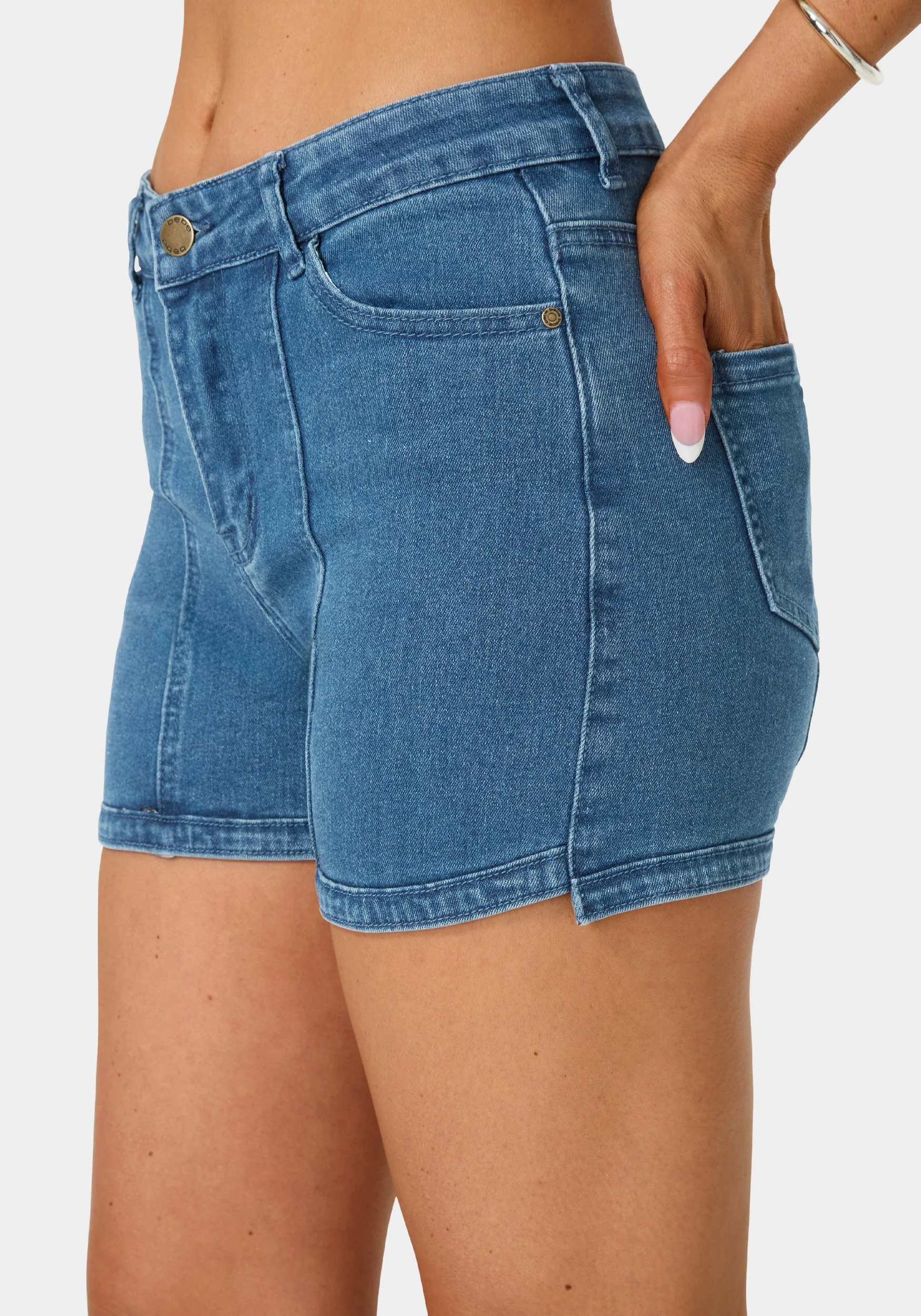 8487-the-bombay-short-3.webp The Bombay Short