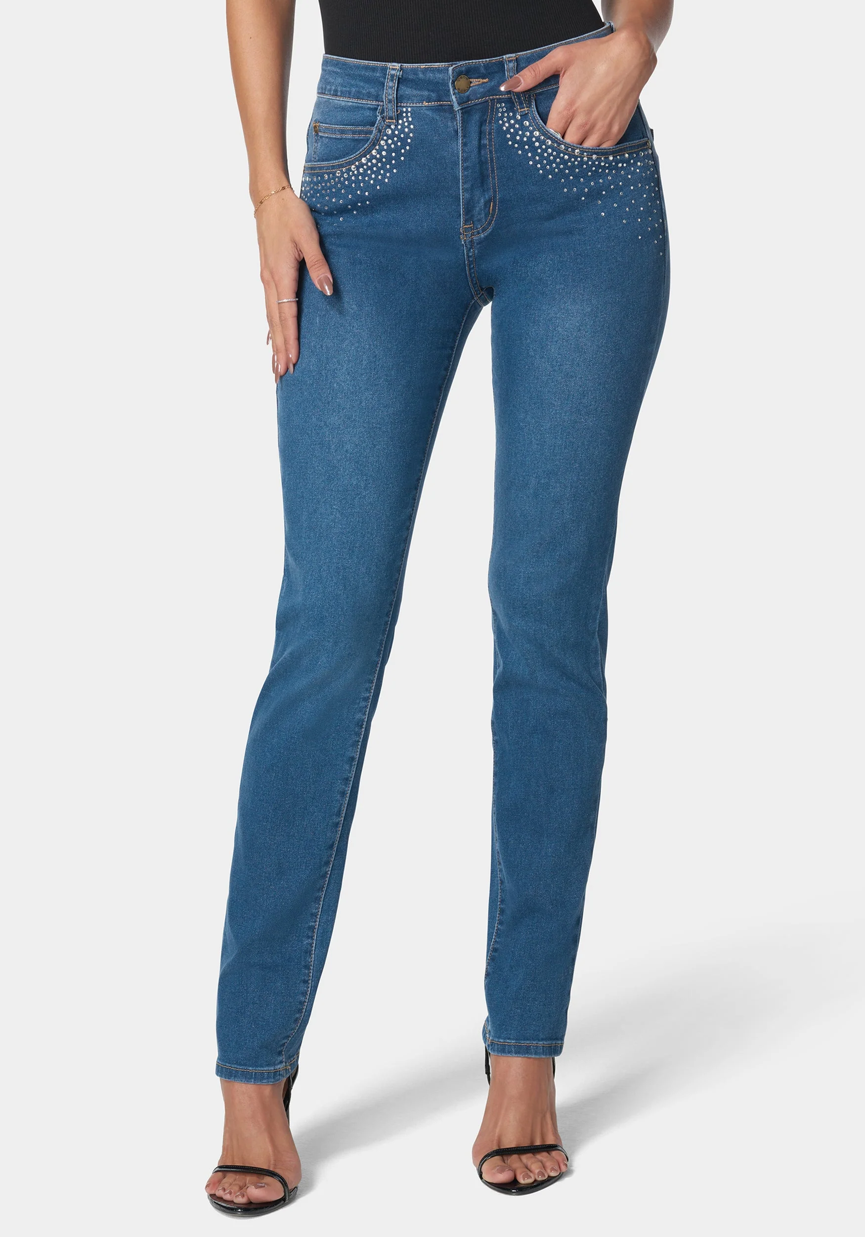 880-the-mom-jean-with-embellishement-1.webp The Mom Jean With Embellishement